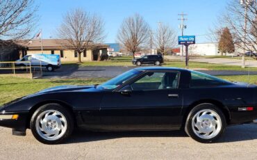 Chevrolet-Corvette-1995-black-6