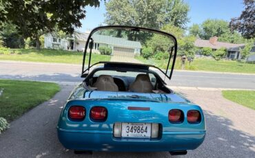 Chevrolet-Corvette-1995-blue-8