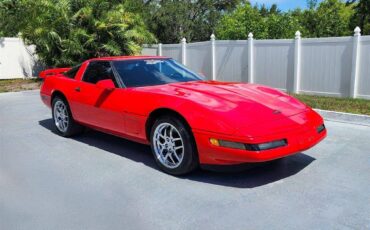 Chevrolet-Corvette-1995-red-1