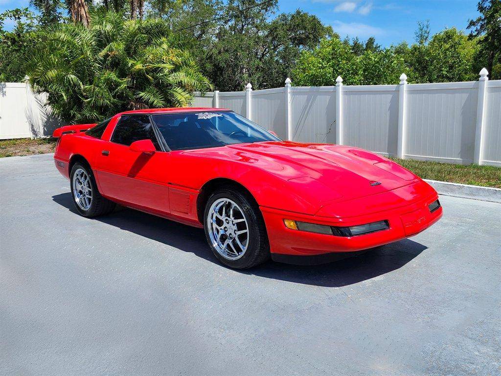 Chevrolet-Corvette-1995-red-1