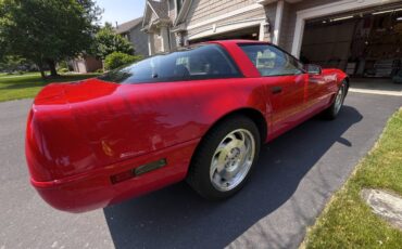 Chevrolet-Corvette-1995-red-2