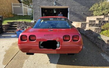 Chevrolet-Corvette-1995-red-3