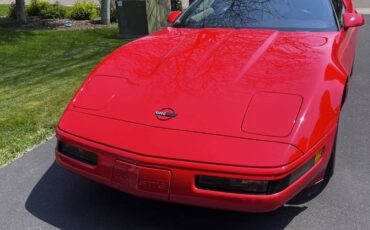 Chevrolet-Corvette-1995-red-3