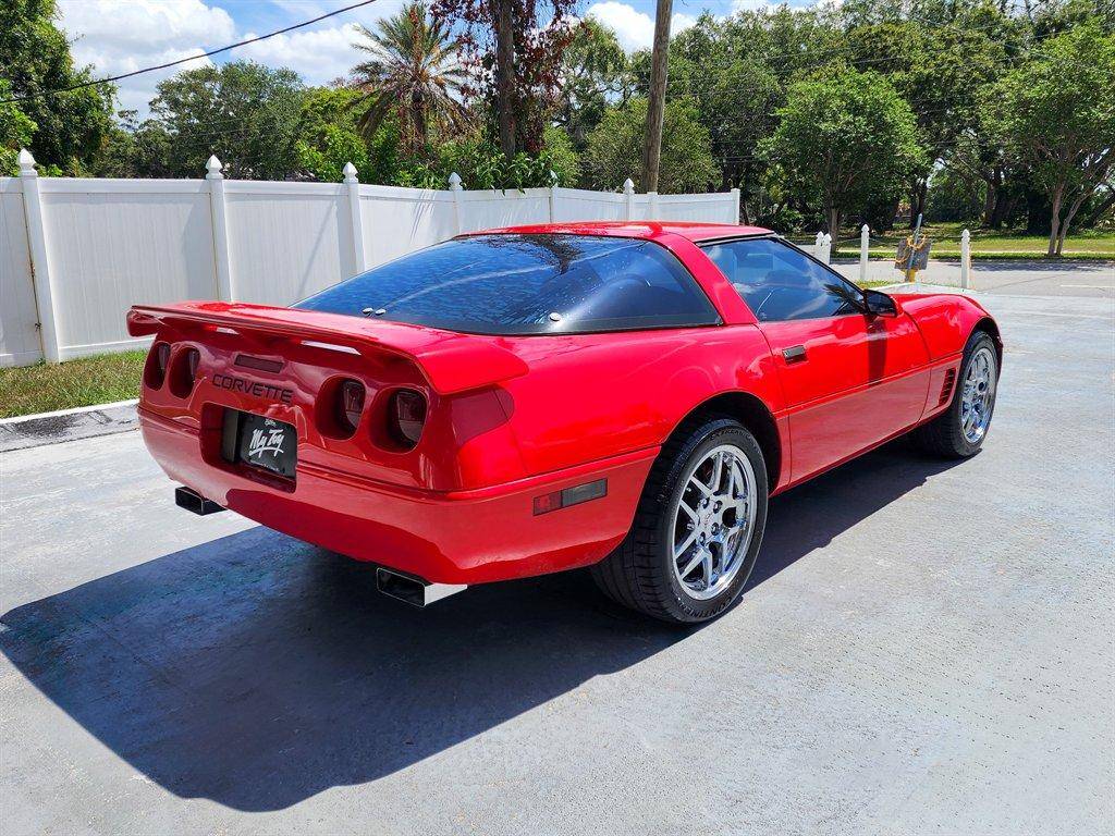 Chevrolet-Corvette-1995-red-7