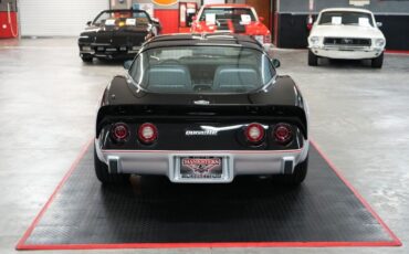 Chevrolet-Corvette-Indianapolis-500-Pace-Car-Edition-1978-Coupe-4