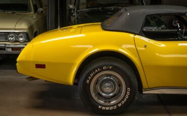 Chevrolet-Corvette-L48-1975-2-Door-Convertible-1