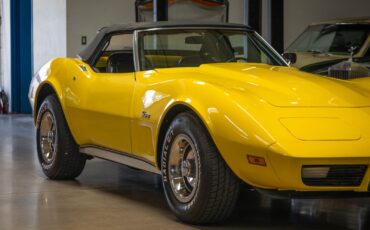 Chevrolet-Corvette-L48-1975-2-Door-Convertible-10