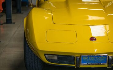 Chevrolet-Corvette-L48-1975-2-Door-Convertible-13