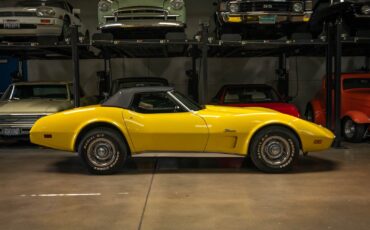 Chevrolet-Corvette-L48-1975-2-Door-Convertible-2