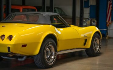 Chevrolet-Corvette-L48-1975-2-Door-Convertible-25
