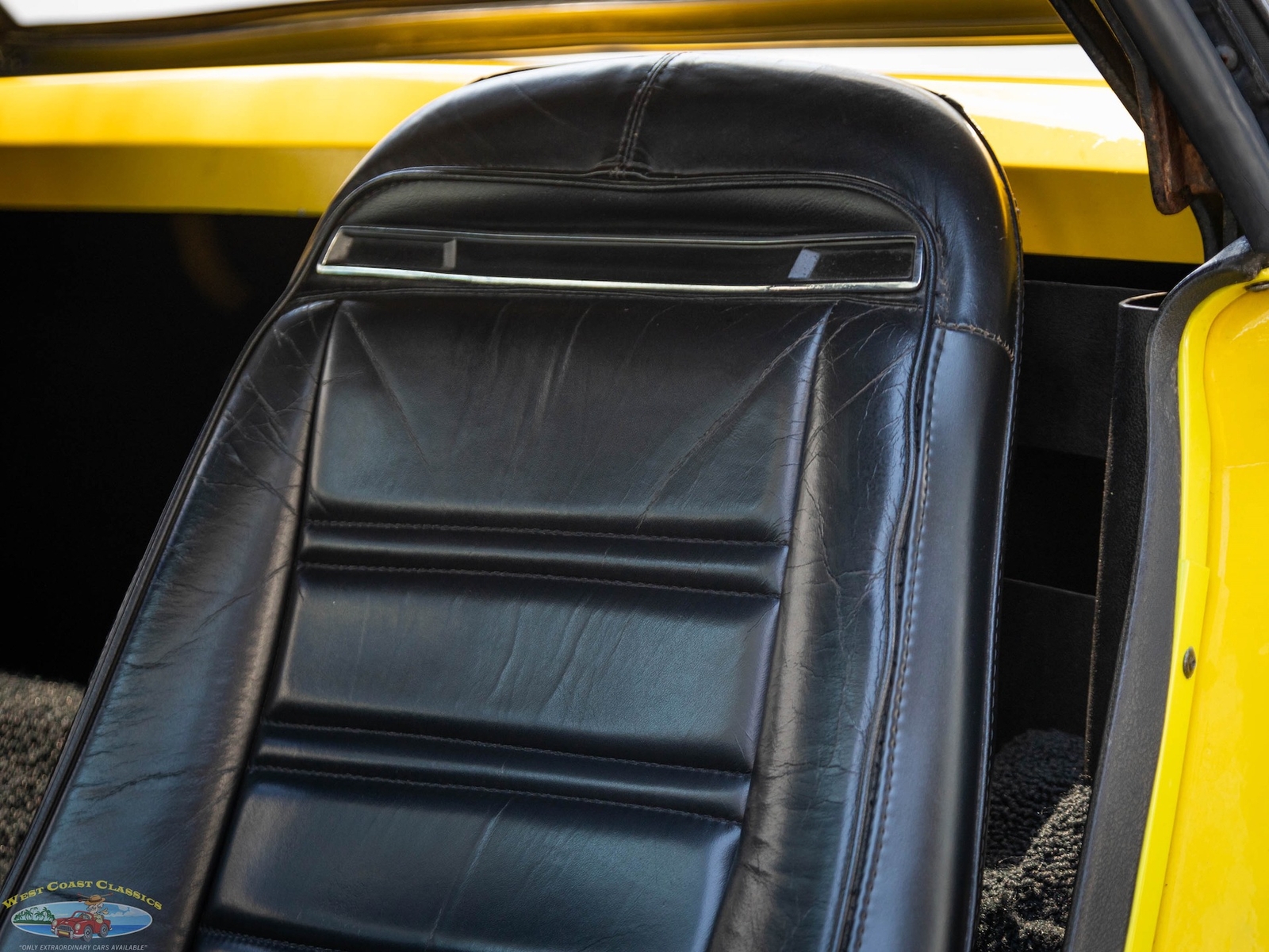 Chevrolet-Corvette-L48-1975-2-Door-Convertible-27