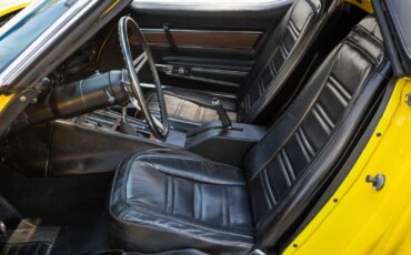 Chevrolet-Corvette-L48-1975-2-Door-Convertible-29