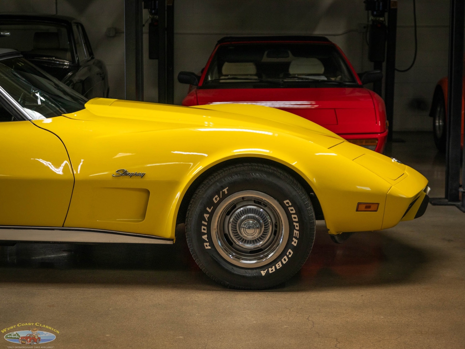 Chevrolet-Corvette-L48-1975-2-Door-Convertible-3
