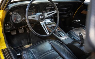 Chevrolet-Corvette-L48-1975-2-Door-Convertible-31