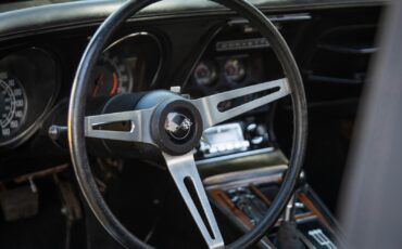 Chevrolet-Corvette-L48-1975-2-Door-Convertible-32