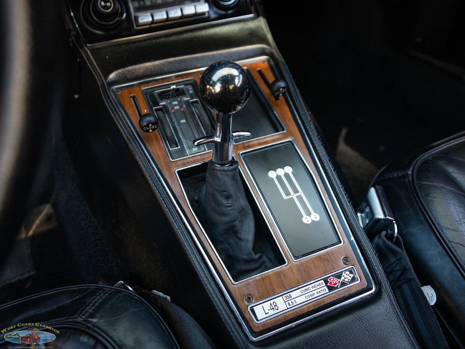 Chevrolet-Corvette-L48-1975-2-Door-Convertible-36