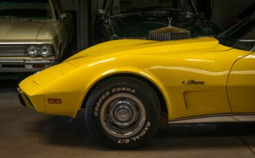 Chevrolet-Corvette-L48-1975-2-Door-Convertible-4
