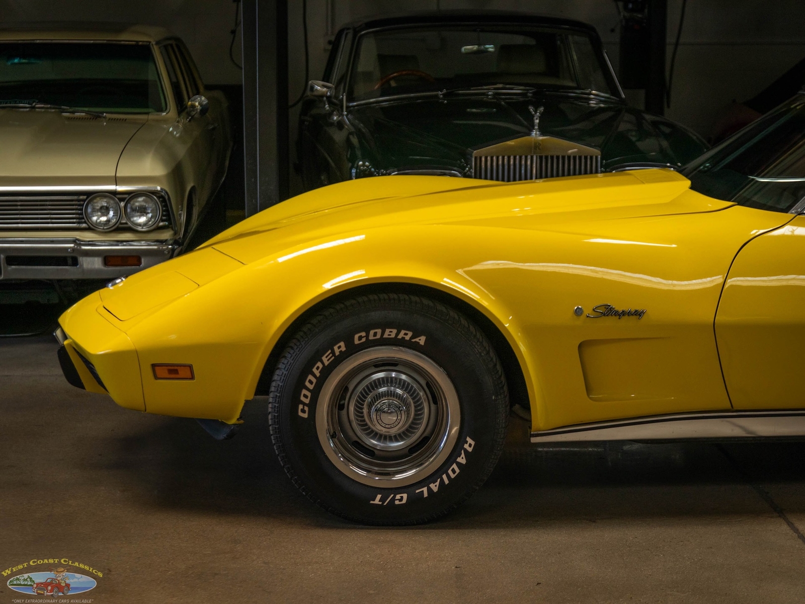 Chevrolet-Corvette-L48-1975-2-Door-Convertible-4