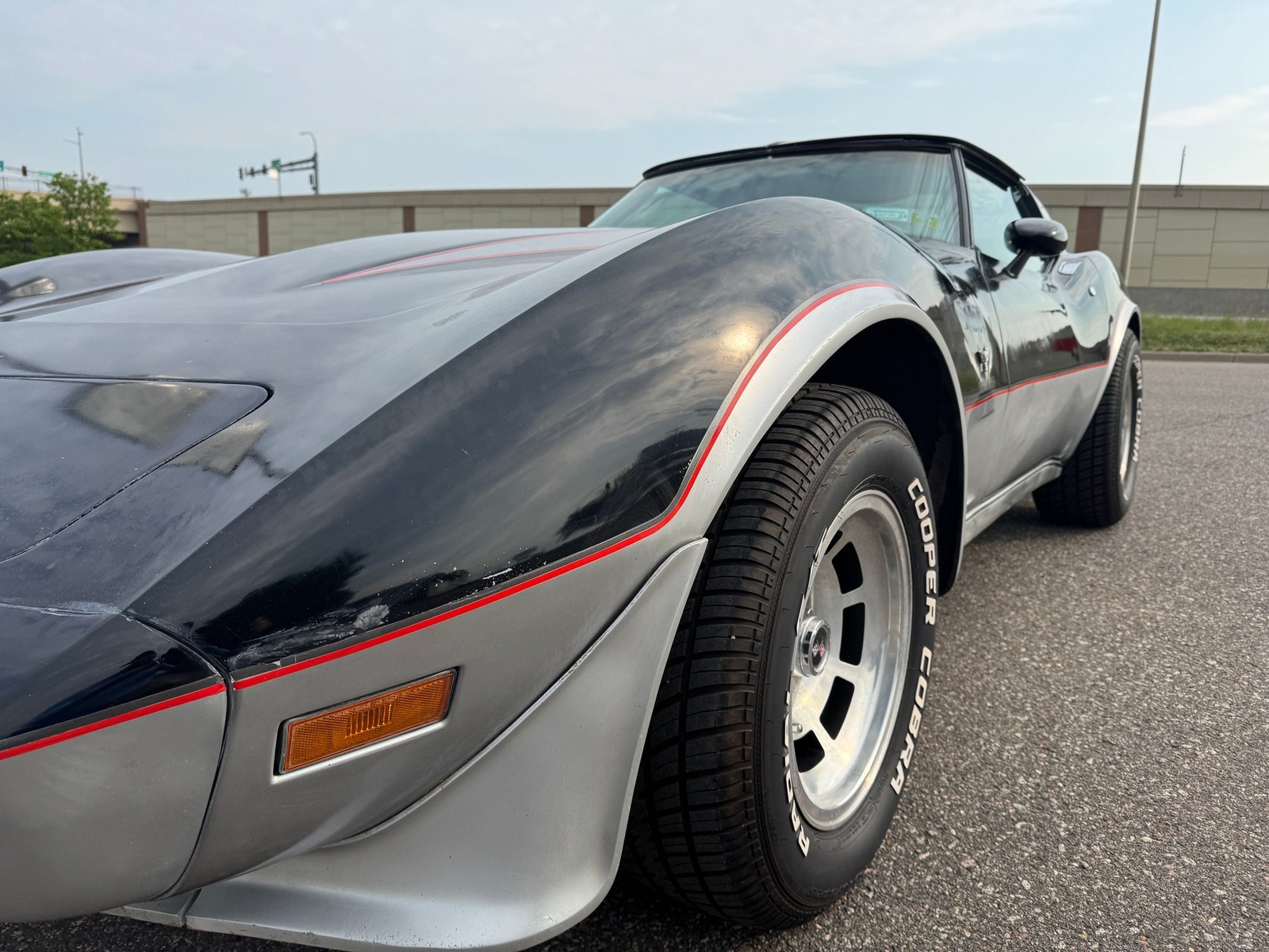 Chevrolet-Corvette-Pace-Car-1978-Coupe-17