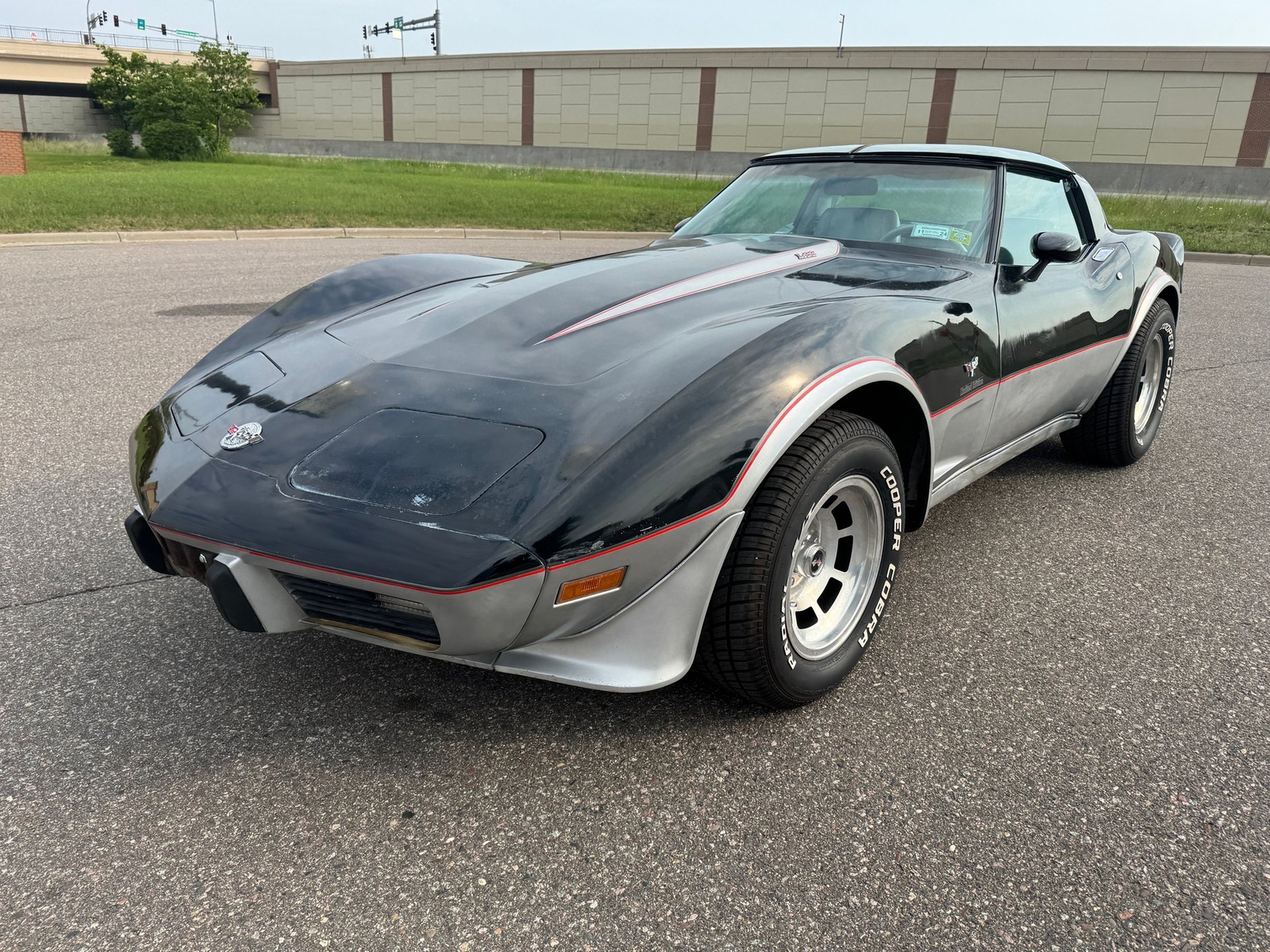 Chevrolet-Corvette-Pace-Car-1978-Coupe-8