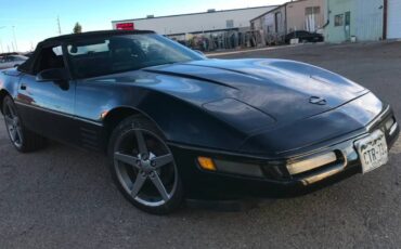 Chevrolet-Corvette-convertable-1992-black