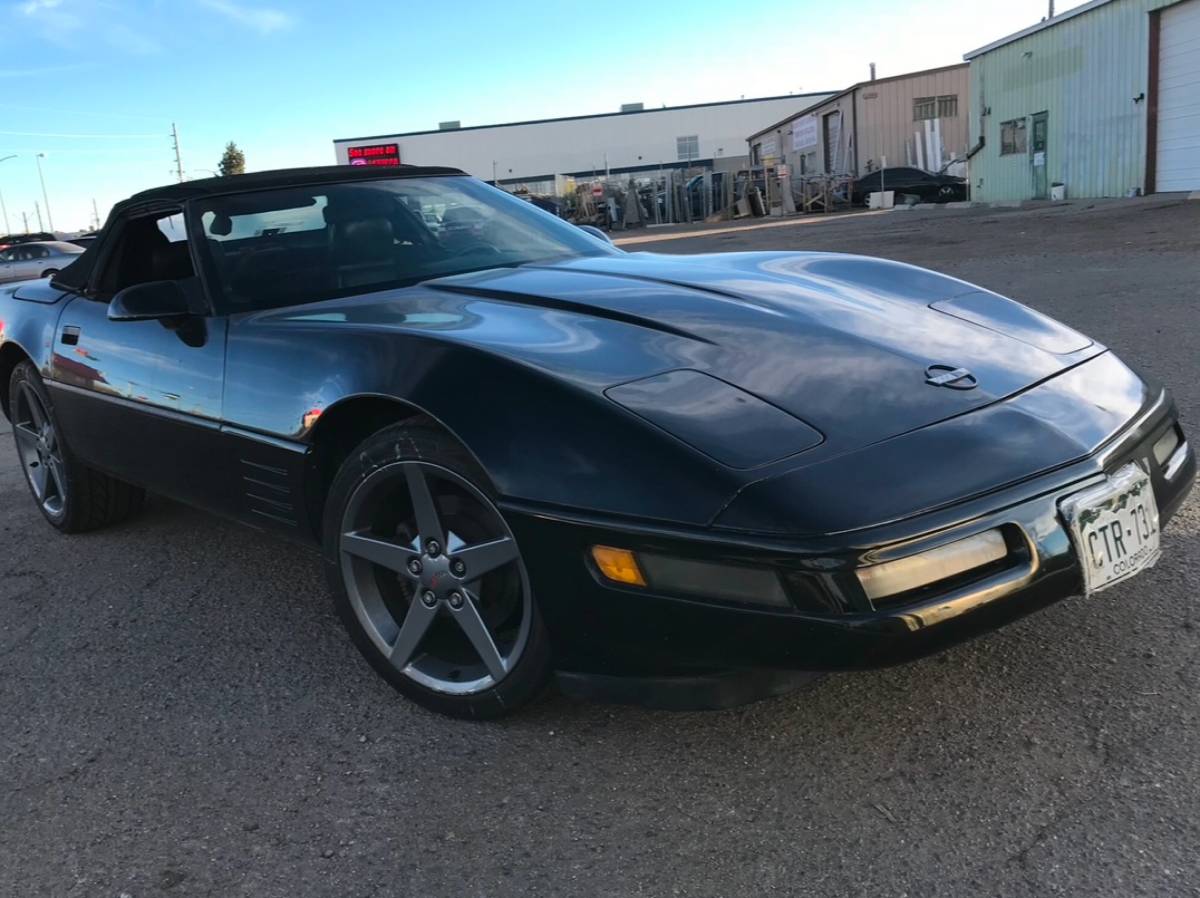 Chevrolet-Corvette-convertable-1992-black