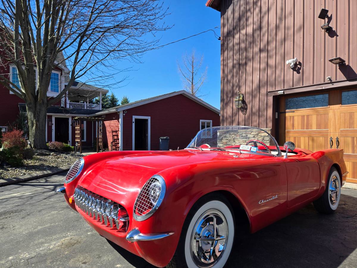Chevrolet-Corvette-convertible-1953-red-1