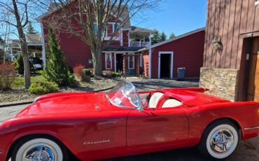 Chevrolet-Corvette-convertible-1953-red-12