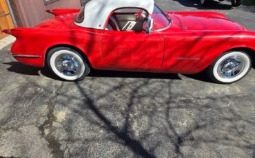 Chevrolet-Corvette-convertible-1953-red-16
