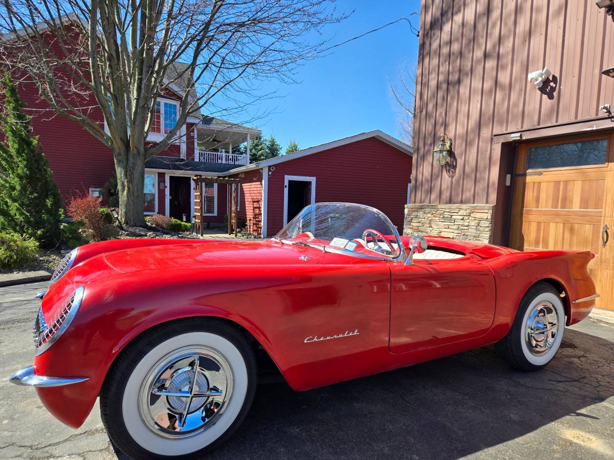 Chevrolet-Corvette-convertible-1953-red-2