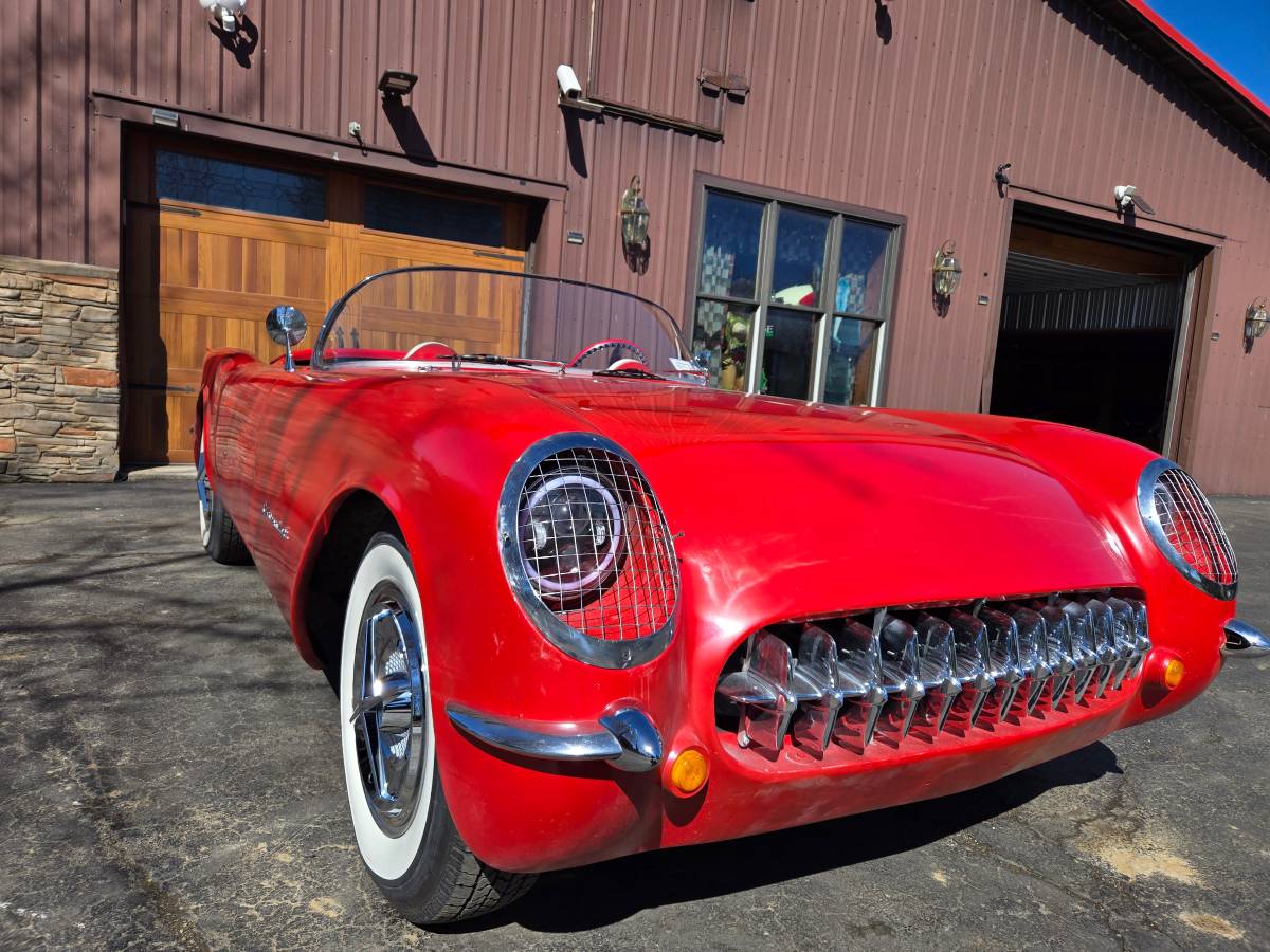 Chevrolet-Corvette-convertible-1953-red-21