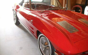 Chevrolet-Corvette-convertible-1963-red-1