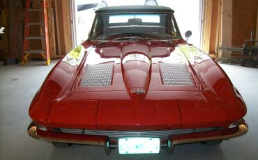Chevrolet-Corvette-convertible-1963-red