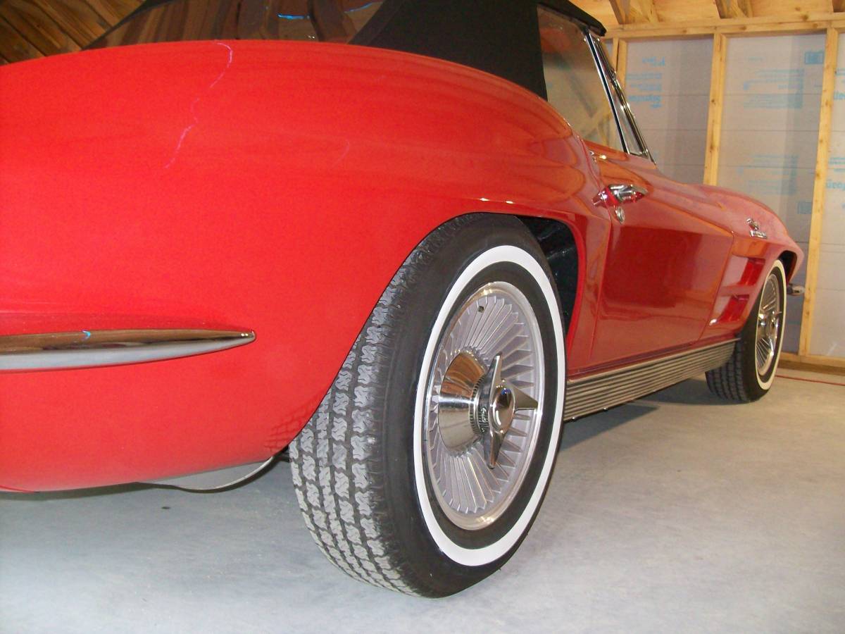 Chevrolet-Corvette-convertible-1963-red-4