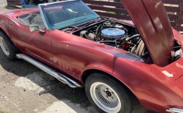 Chevrolet-Corvette-convertible-1968-red-1