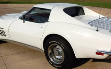 Chevrolet-Corvette-coupe-1972-red-2