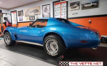 Chevrolet-Corvette-coupe-1974-7