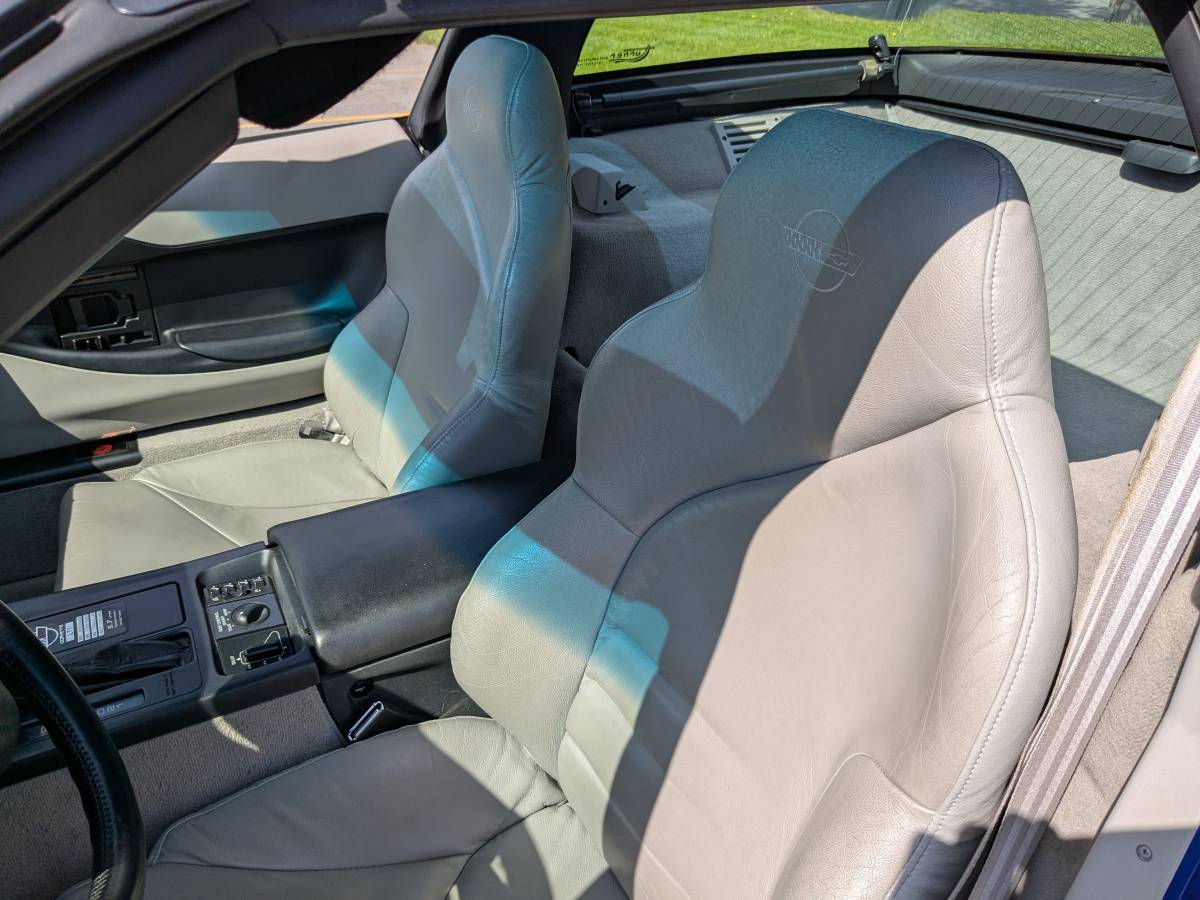 Chevrolet-Corvette-coupe-1994-blue-1