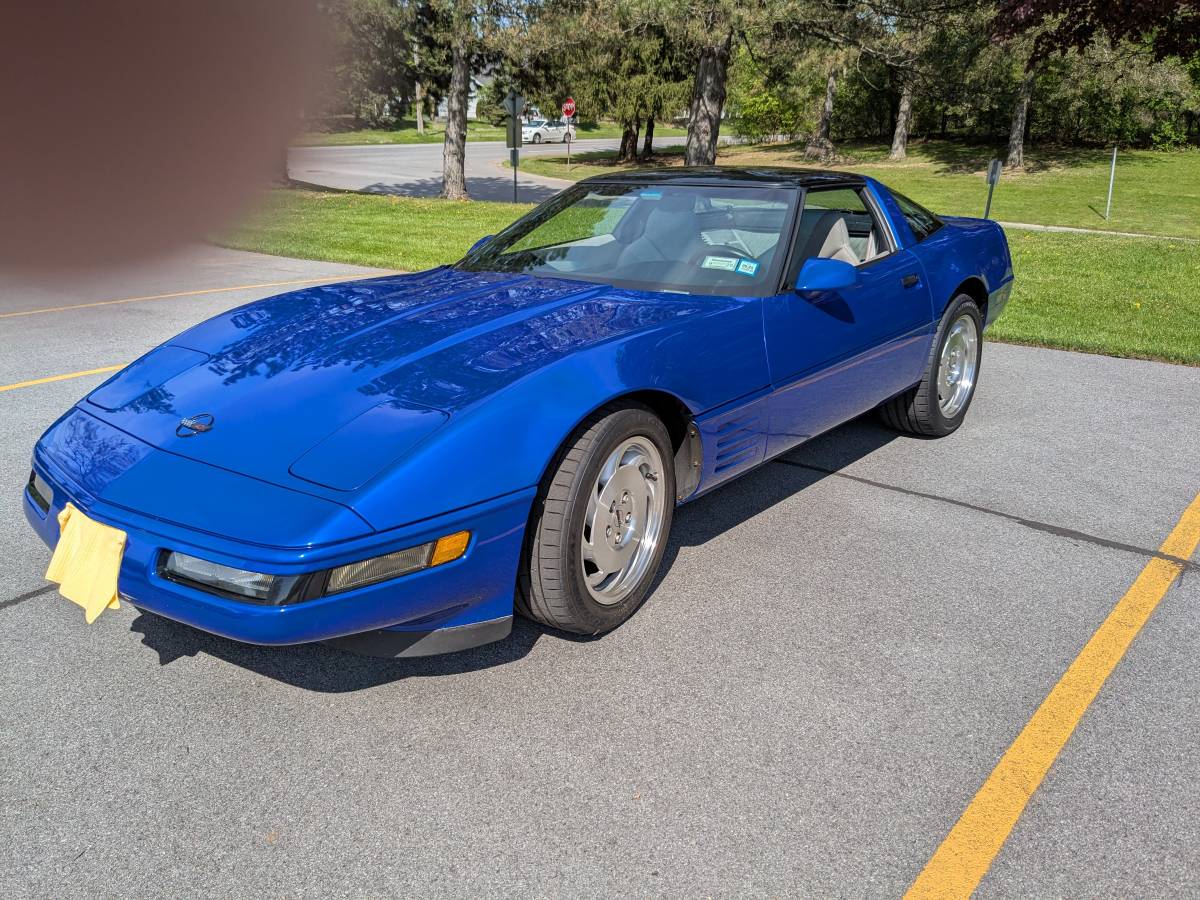 Chevrolet-Corvette-coupe-1994-blue-3