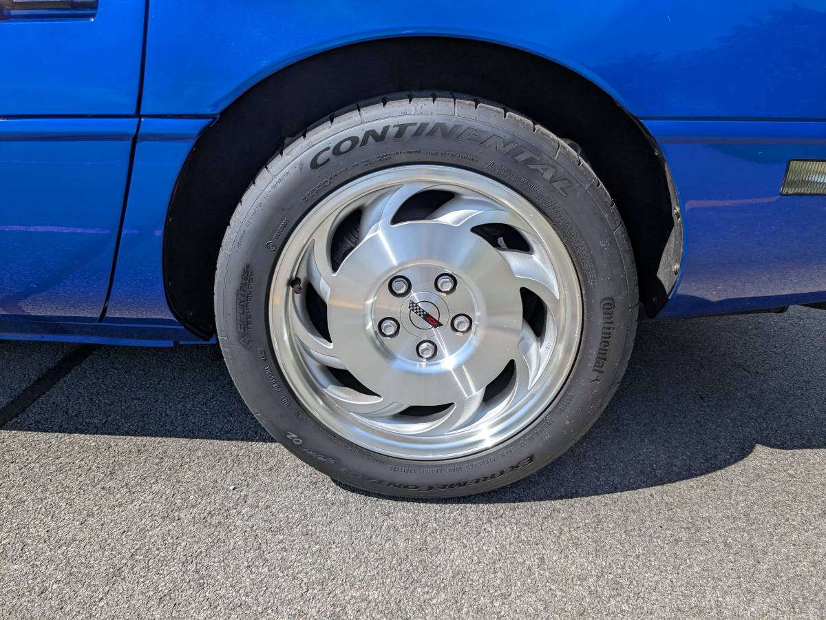 Chevrolet-Corvette-coupe-1994-blue-6