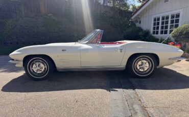 Chevrolet-Corvette-stingray-1963-white-5