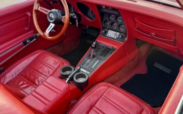 Chevrolet-Corvette-stingray-1972-13