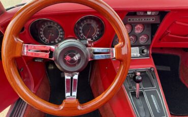 Chevrolet-Corvette-stingray-1972-5