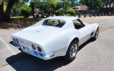 Chevrolet-Corvette-stingray-1973-white-3