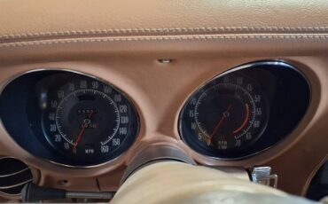 Chevrolet-Corvette-stingray-1974-white-16