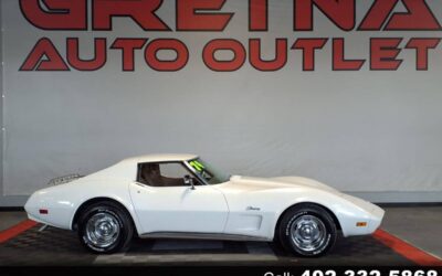 Chevrolet Corvette stingray  1974 white