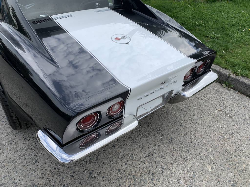 Chevrolet-Corvette-stingray-t-top-17629-1972-black-6
