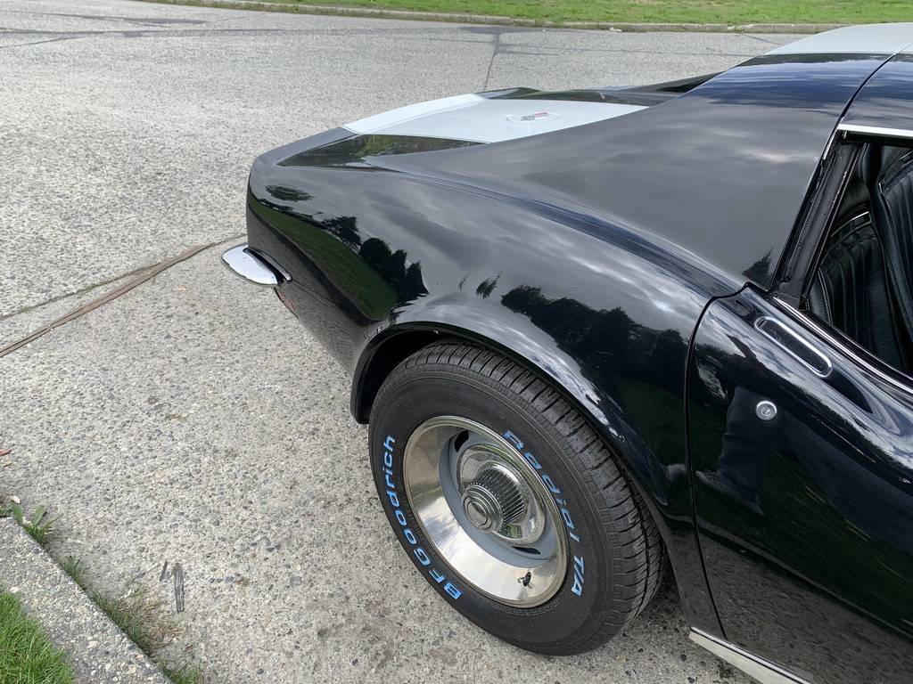 Chevrolet-Corvette-stingray-t-top-17629-1972-black-8