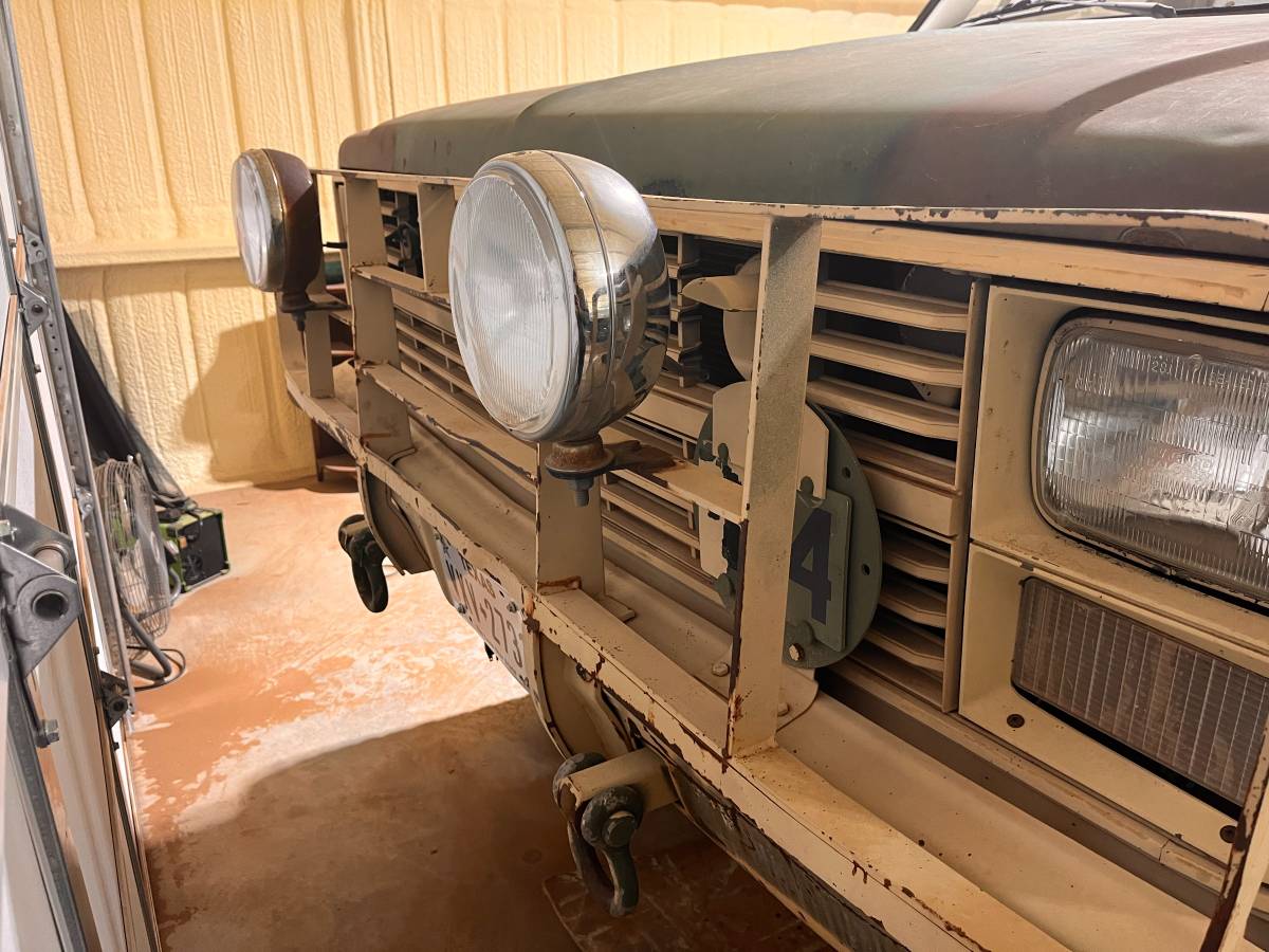 Chevrolet-D30-cucv-military-diesel-1985-custom-2