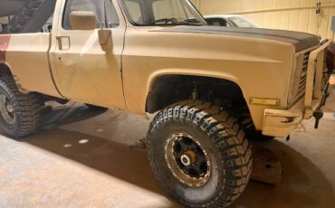 Chevrolet-D30-cucv-military-diesel-1985-custom-3
